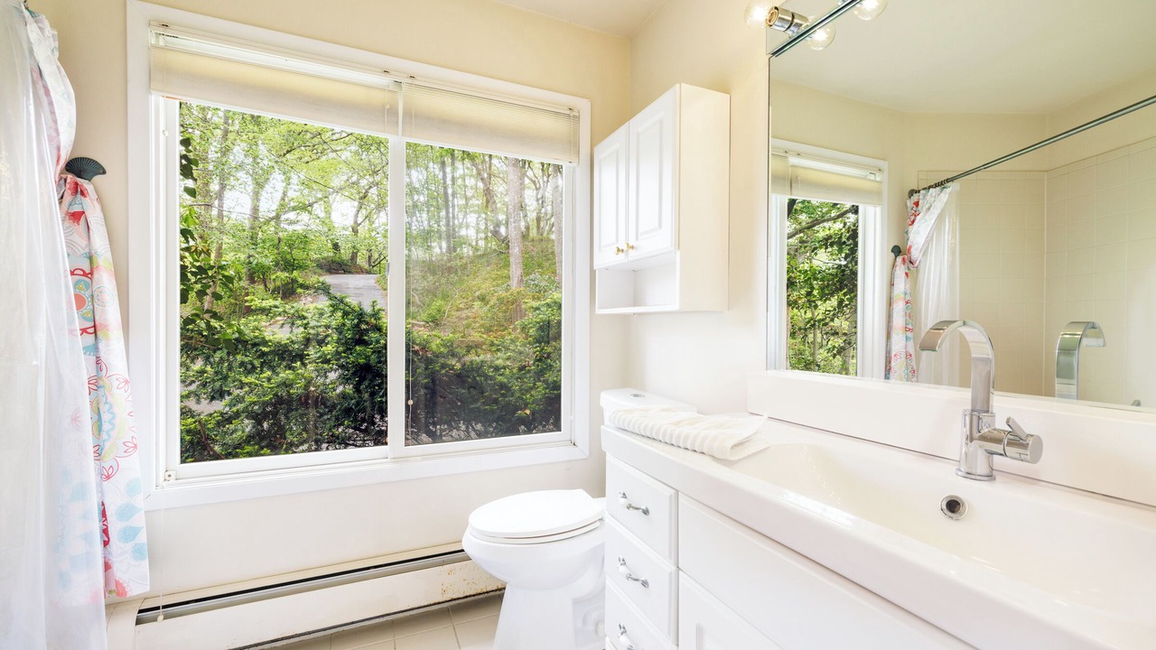 Photo of Bathroom in Baiting Hollow