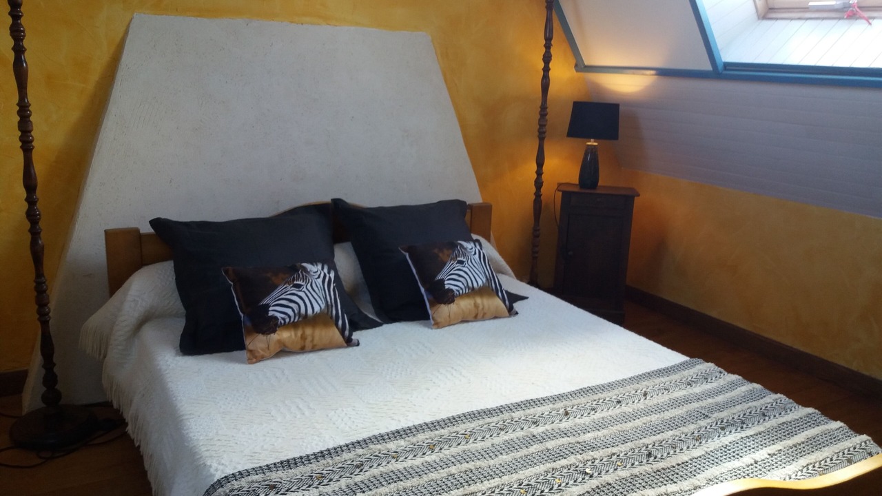 Photo of Bedroom in Tredrez-Locquemeau