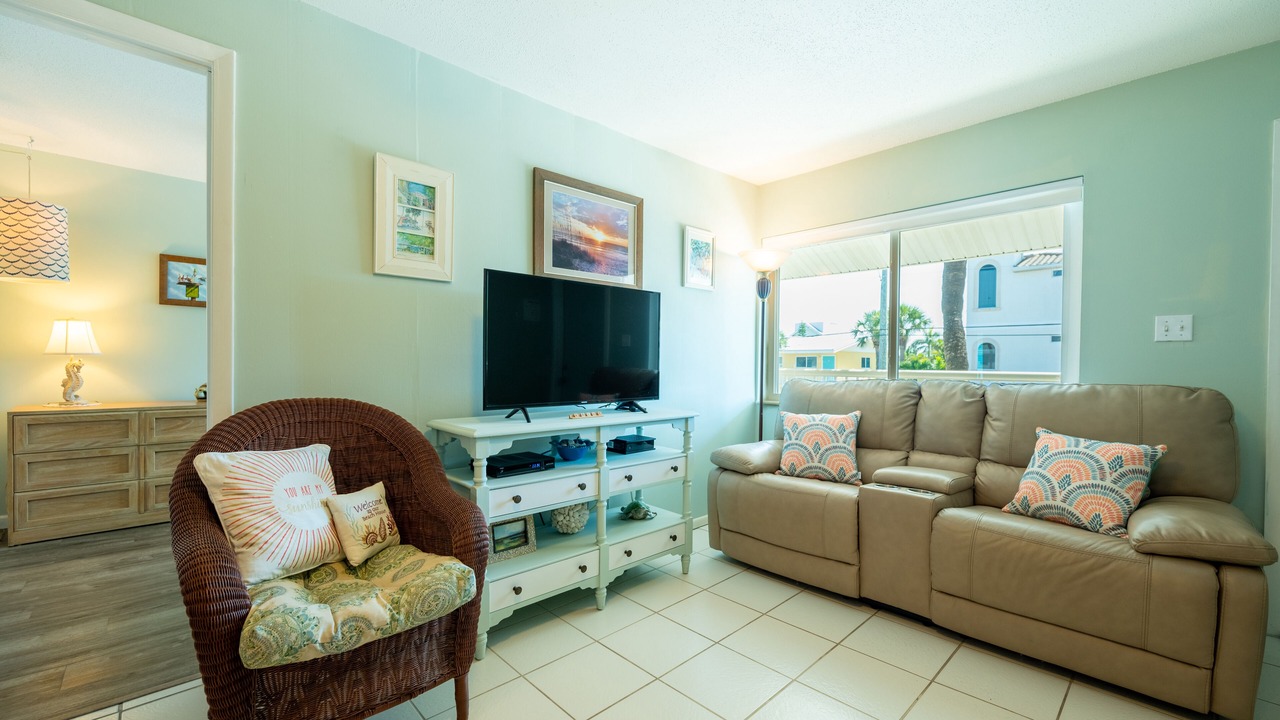 Photo of Livingroom in Bradenton Beach
