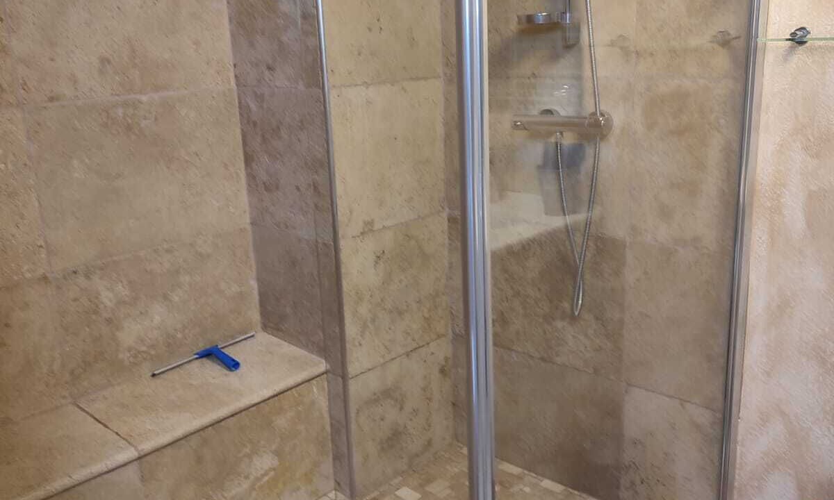 Photo of Bathroom in Le Beausset