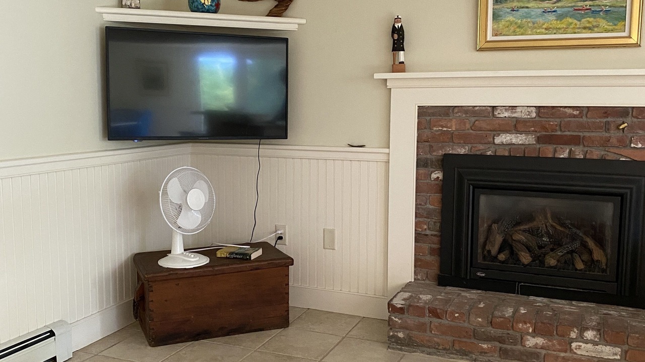 Photo of Livingroom in Eastham