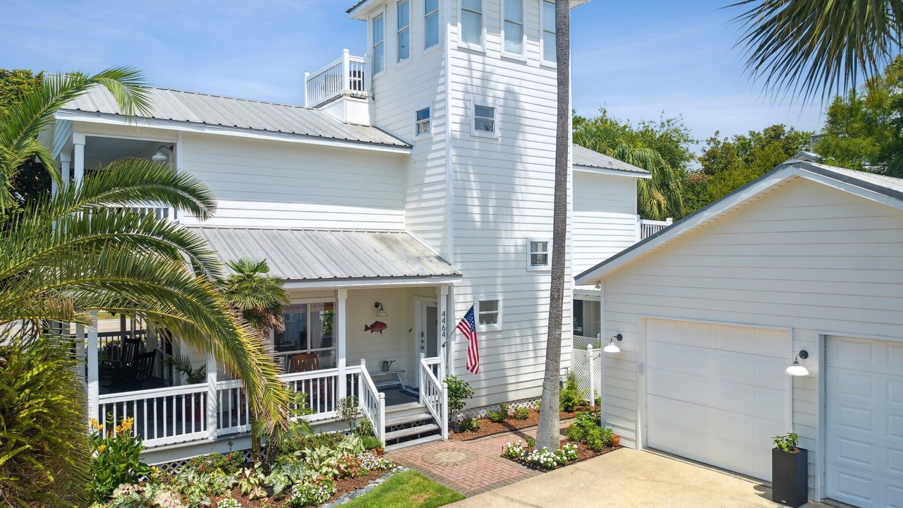 Photo of Outdoor in Crystal Shores