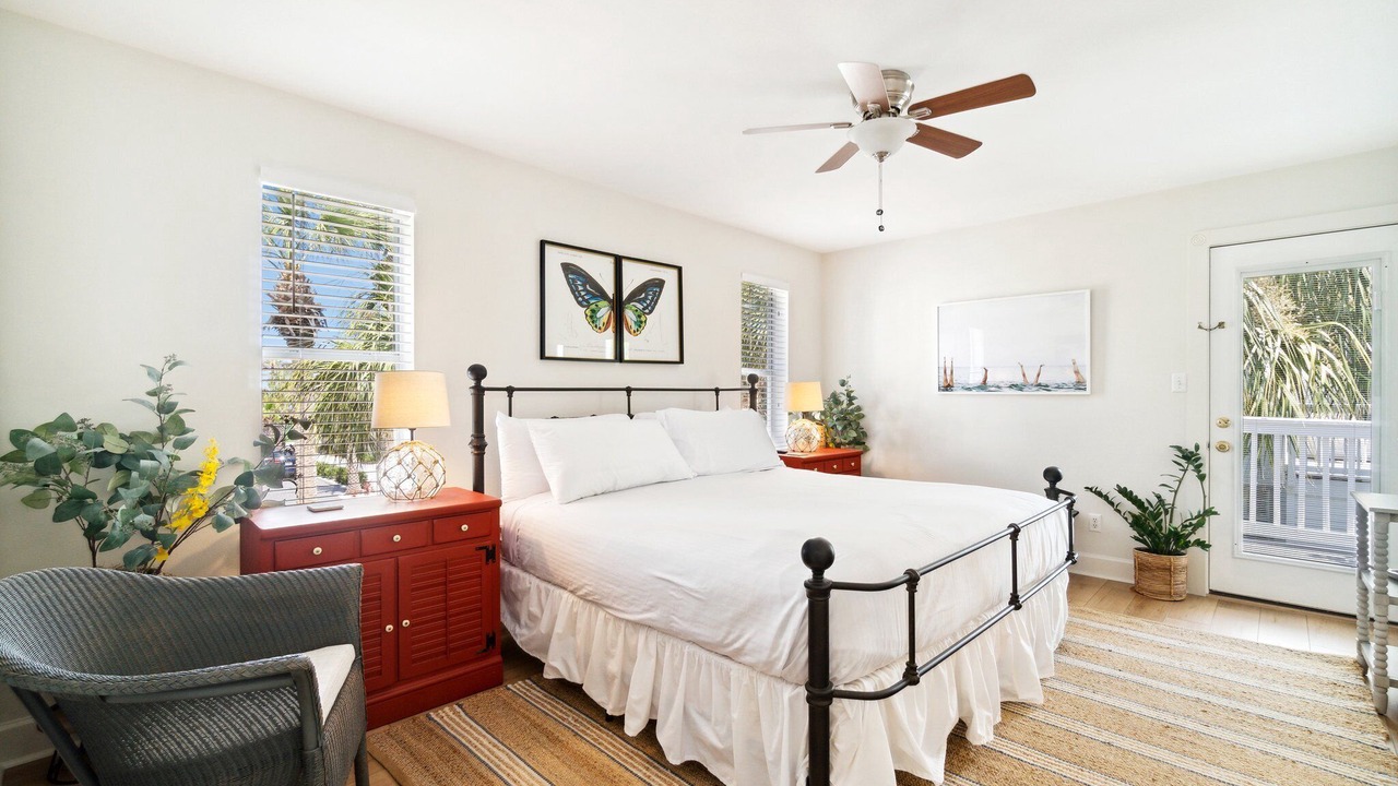 Photo of Bedroom in Crystal Shores