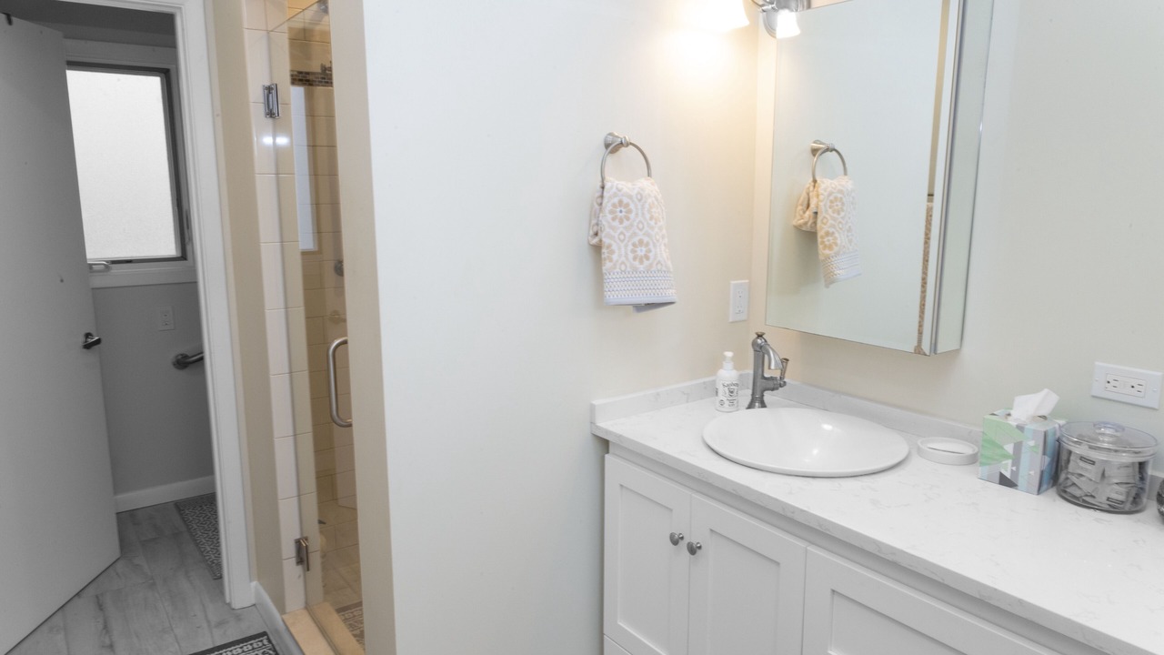 Photo of Bathroom in Aquebogue
