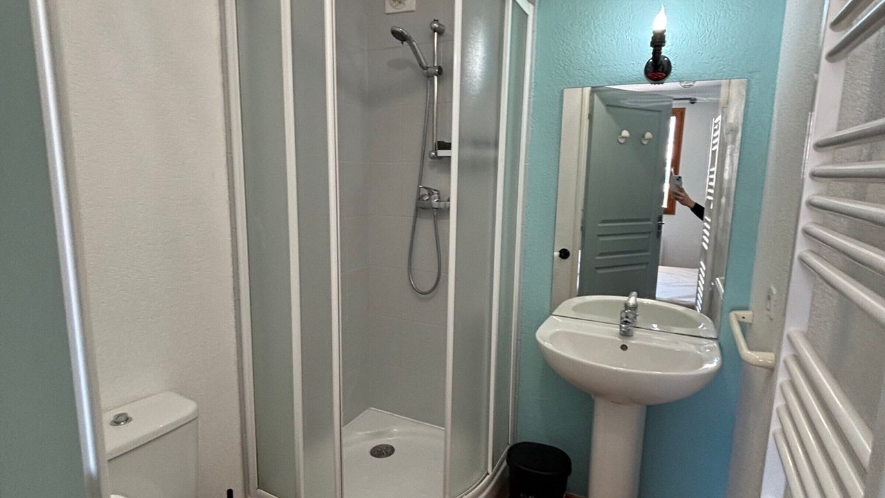 Photo of Bathroom in Saint-Etienne-en-Devoluy