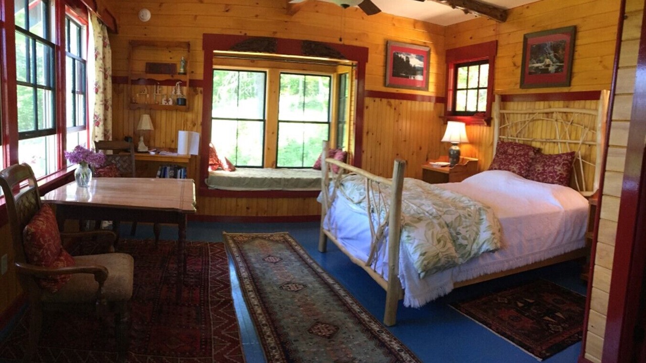Photo of Bedroom in Indian Lake