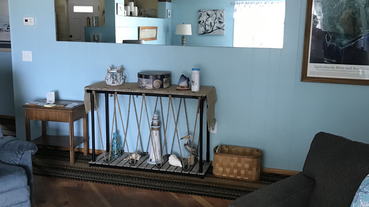 Photo of Livingroom in Alligator Point
