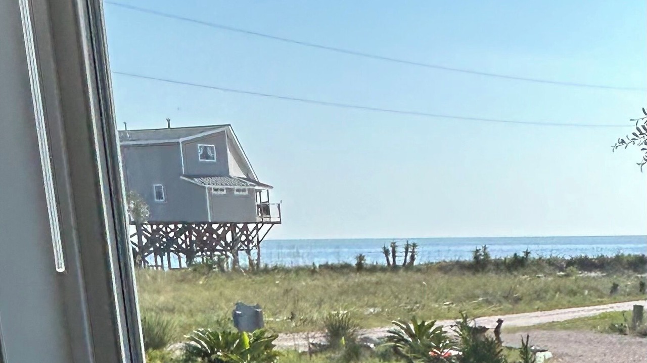 Photo of Bedroom in Alligator Point