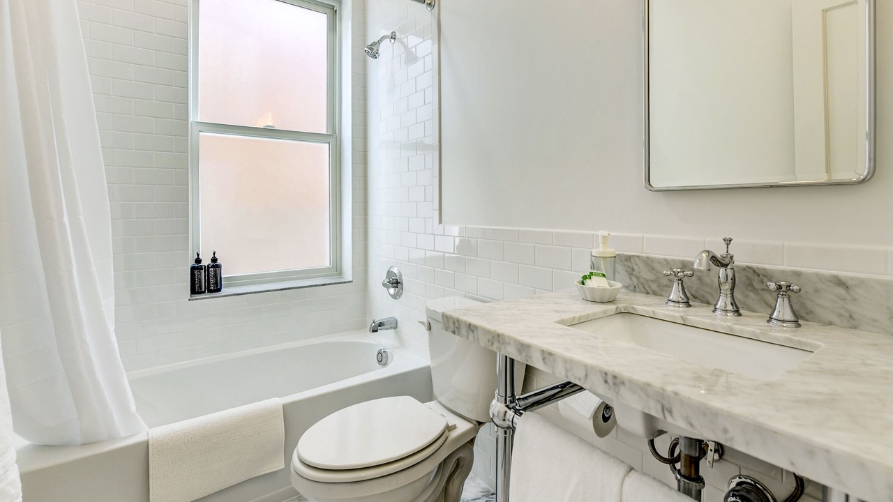 Photo of Bathroom in Logan Circle
