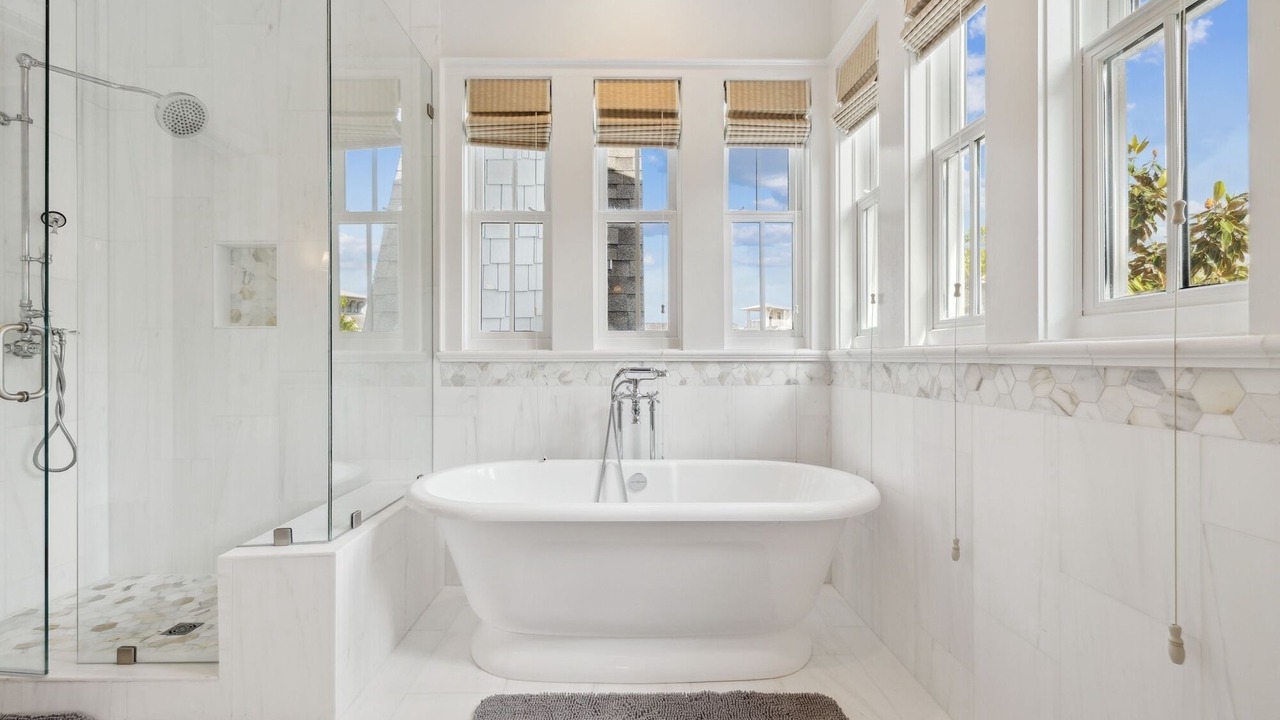 Photo of Bathroom in WaterSound Beach
