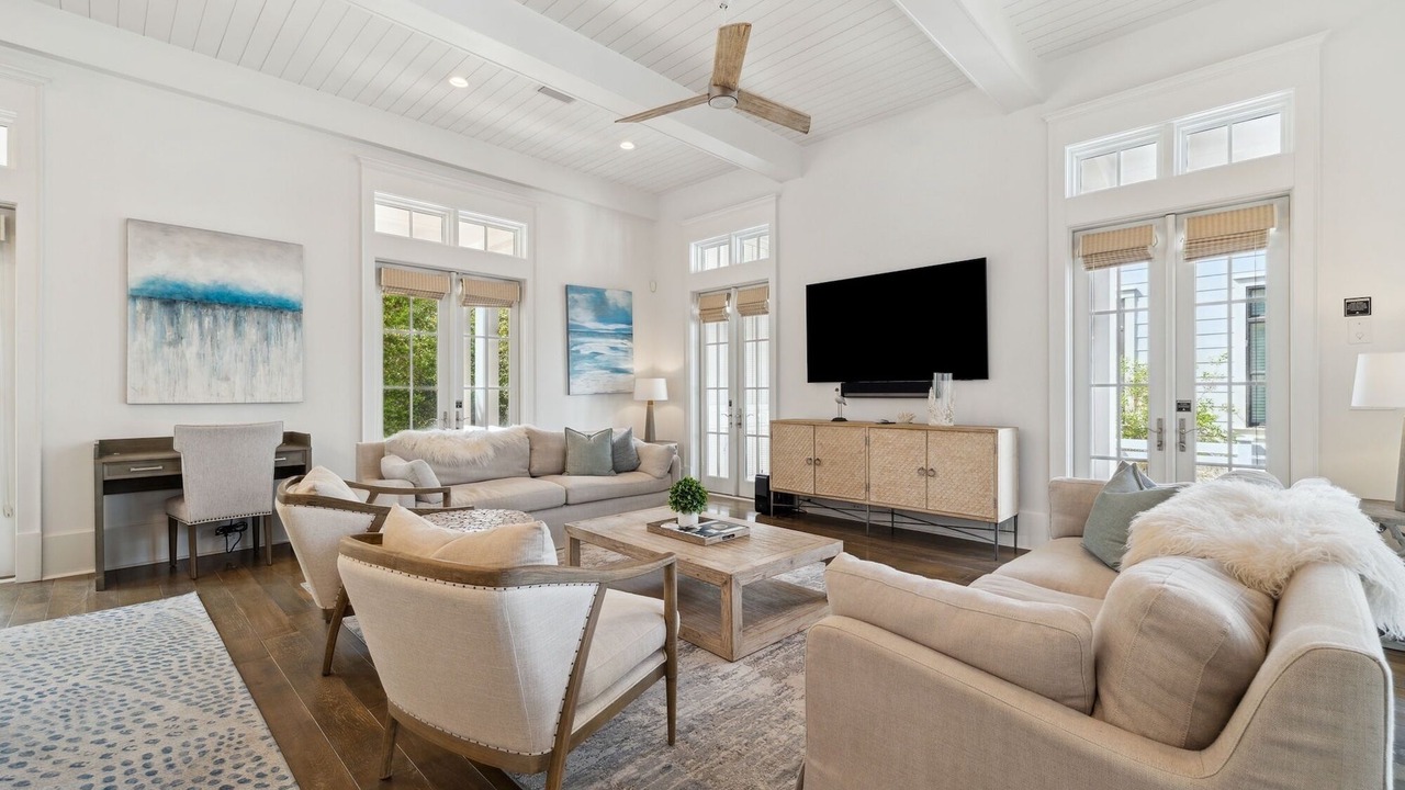 Photo of Livingroom in WaterSound Beach