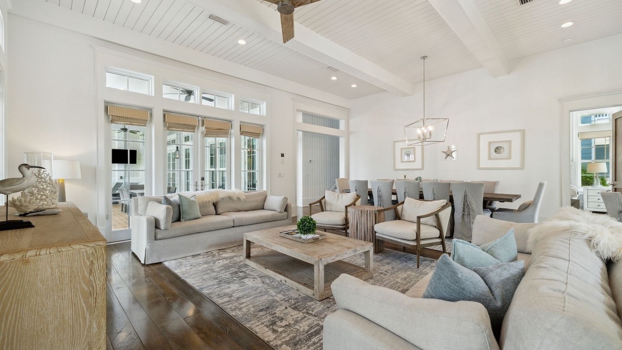 Photo of Livingroom in WaterSound Beach