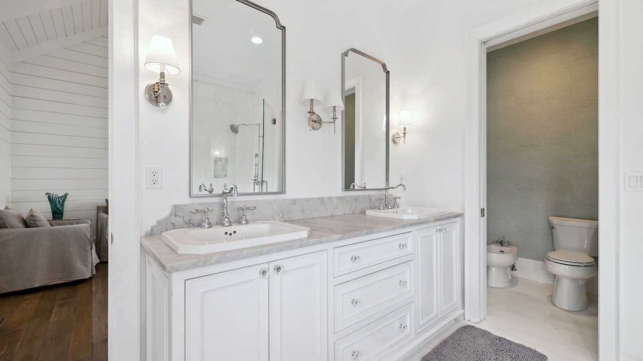 Photo of Bathroom in WaterSound Beach