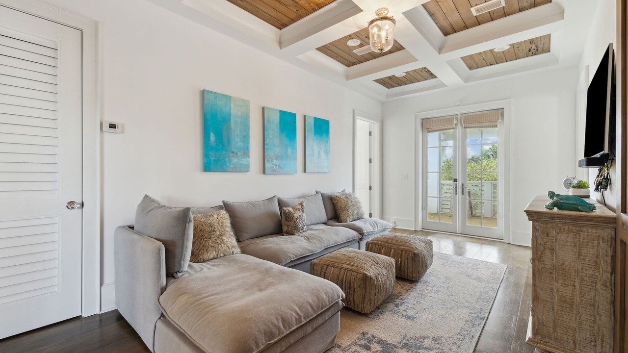 Photo of Livingroom in WaterSound Beach