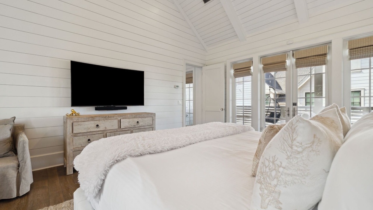 Photo of Bedroom in WaterSound Beach