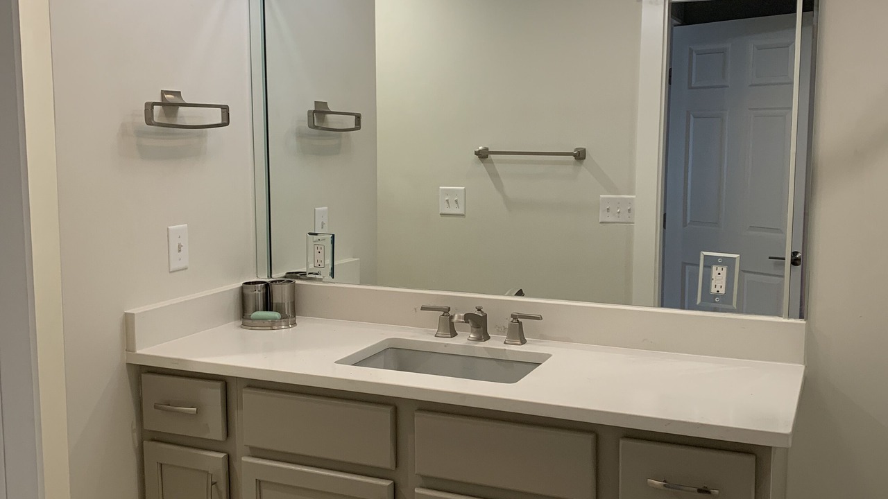 Photo of Bedroom in Seacrest