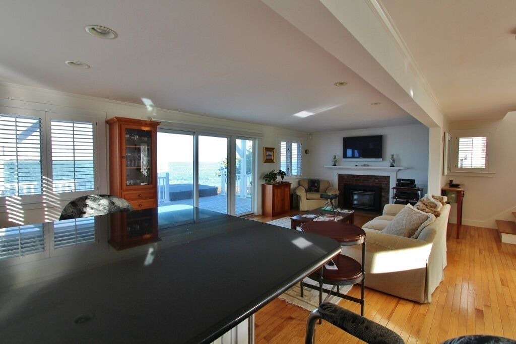 Photo of Livingroom in Barnstable