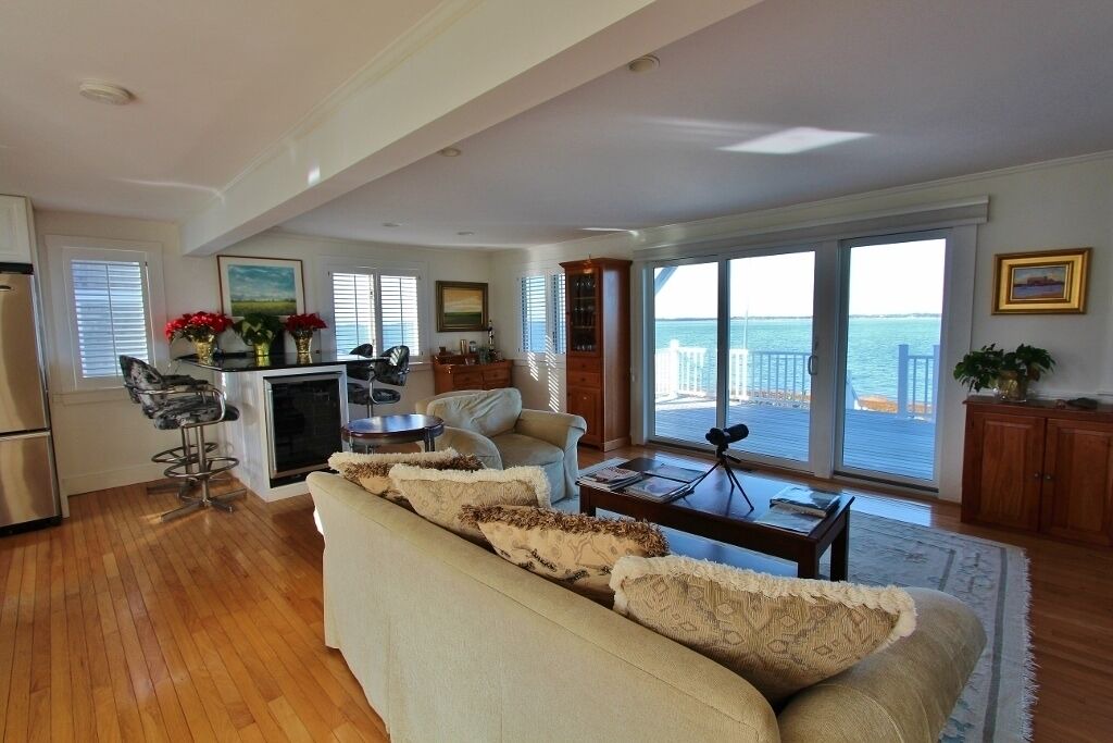 Photo of Livingroom in Barnstable