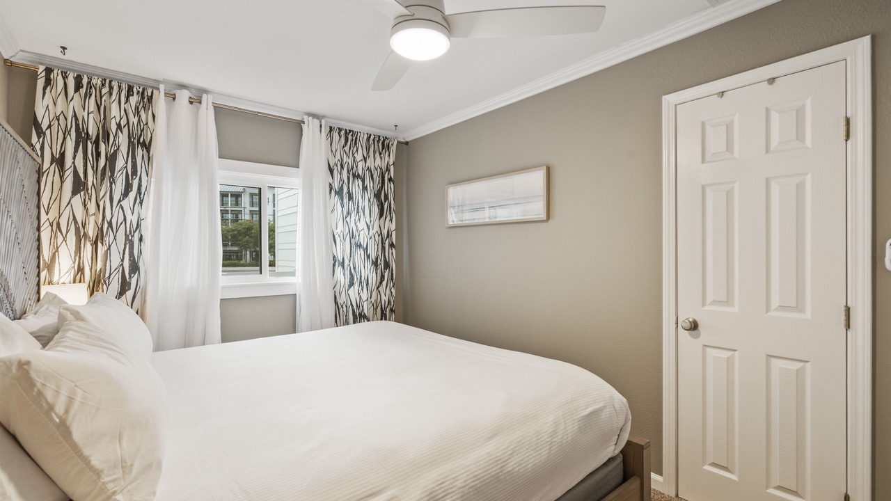 Photo of Bedroom in Seacrest
