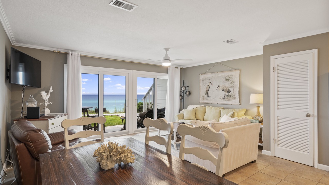 Photo of Livingroom in Seacrest