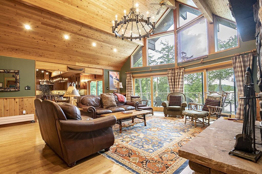 Photo of Livingroom in Saranac Lake