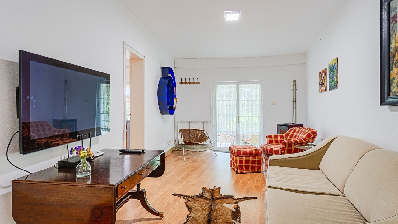 Photo of Livingroom in Monserrate