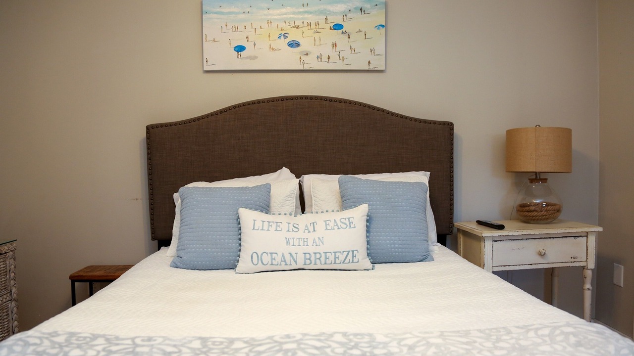 Photo of Bedroom in Seagrove Beach