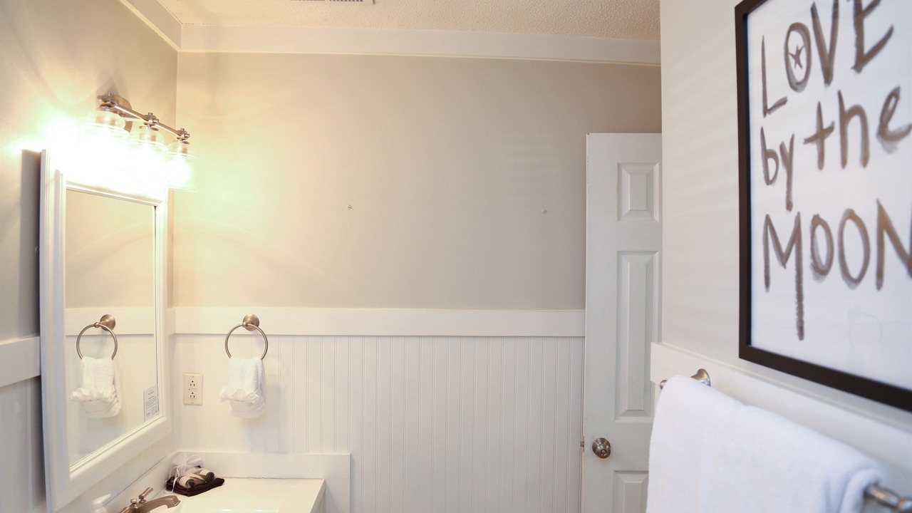 Photo of Bathroom in Seagrove Beach