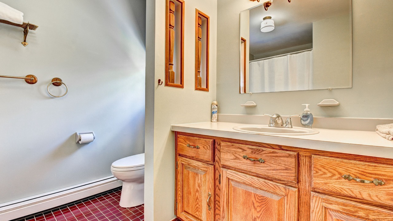 Photo of Bathroom in Walton Park
