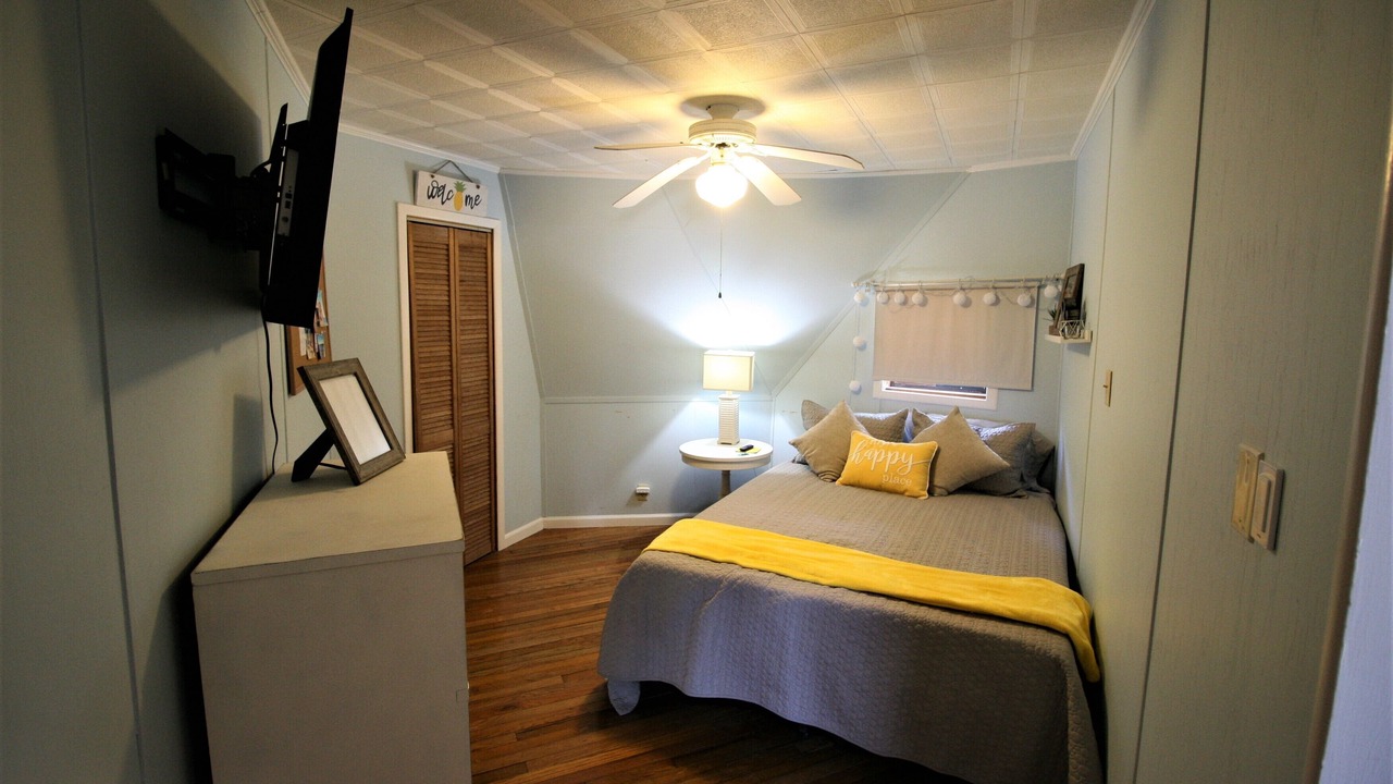Photo of Bedroom in Panacea