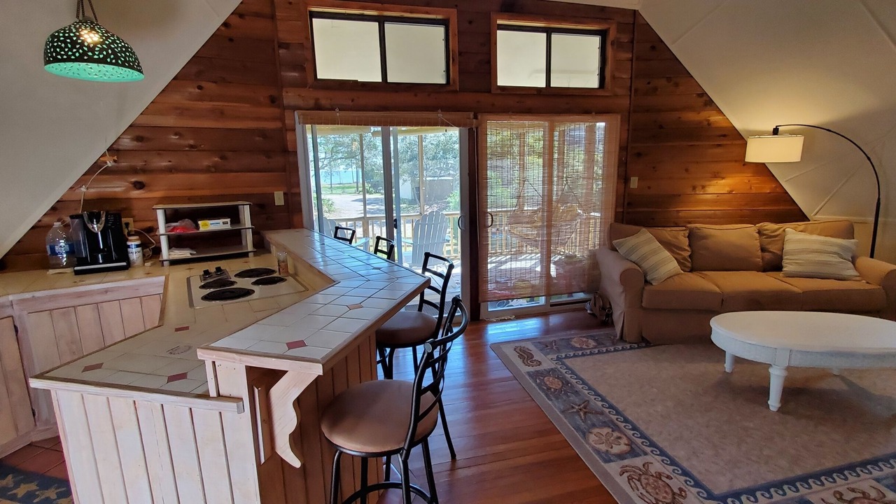 Photo of Livingroom in Panacea
