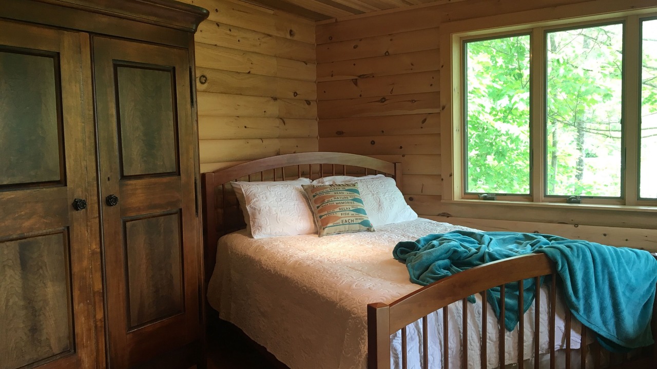 Photo of Bedroom in Cooperstown - Otsego Lake