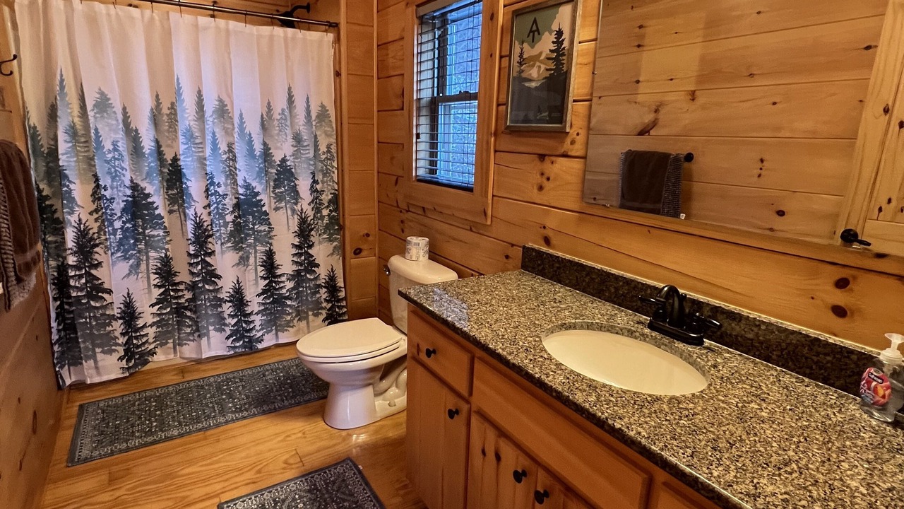 Photo of Bathroom in Luray