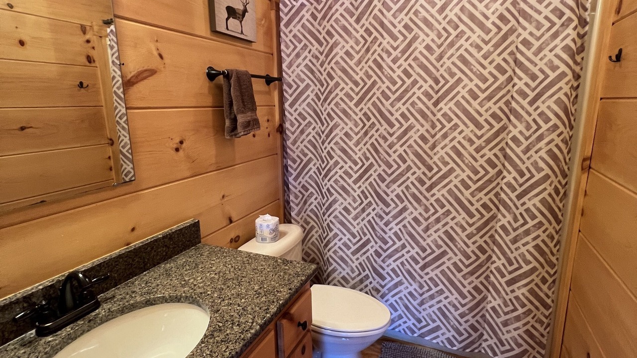Photo of Bathroom in Luray