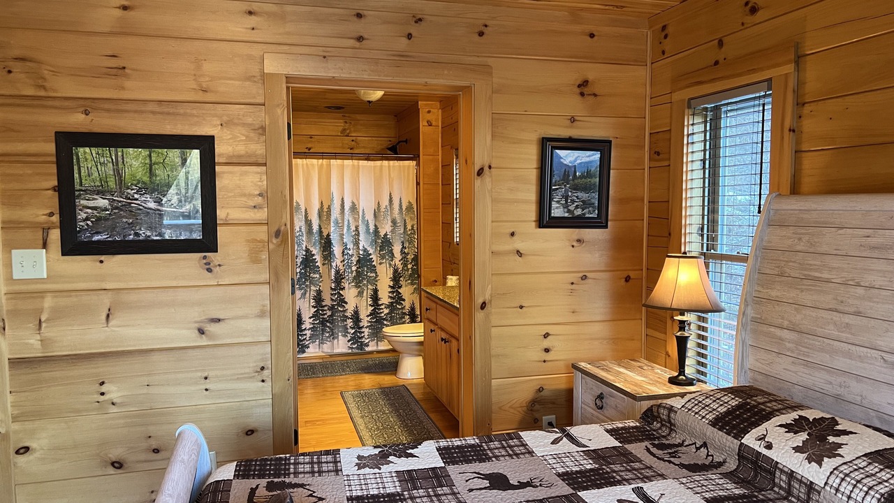 Photo of Bedroom in Luray