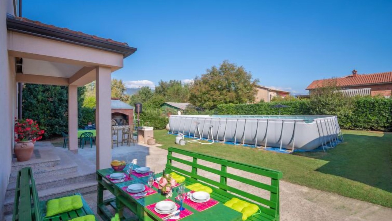 Photo of Outdoor in Sarsoni
