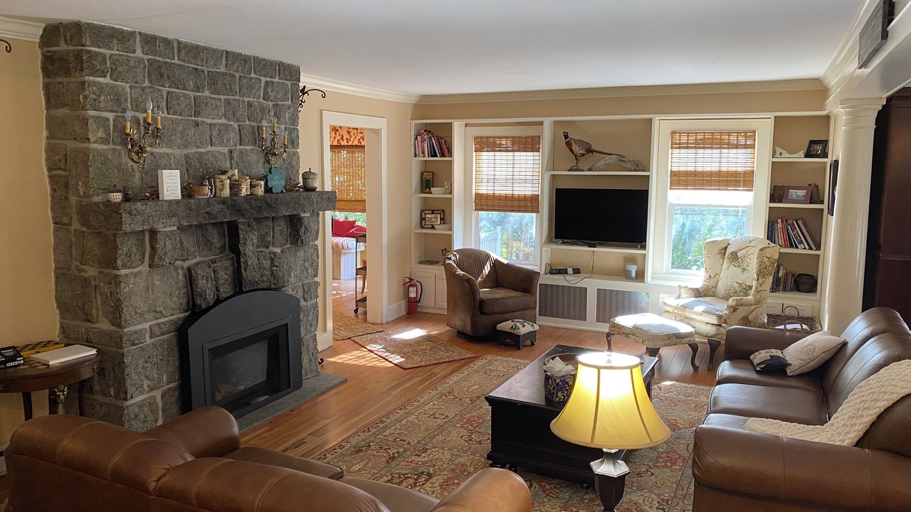 Photo of Livingroom in Hillcrest