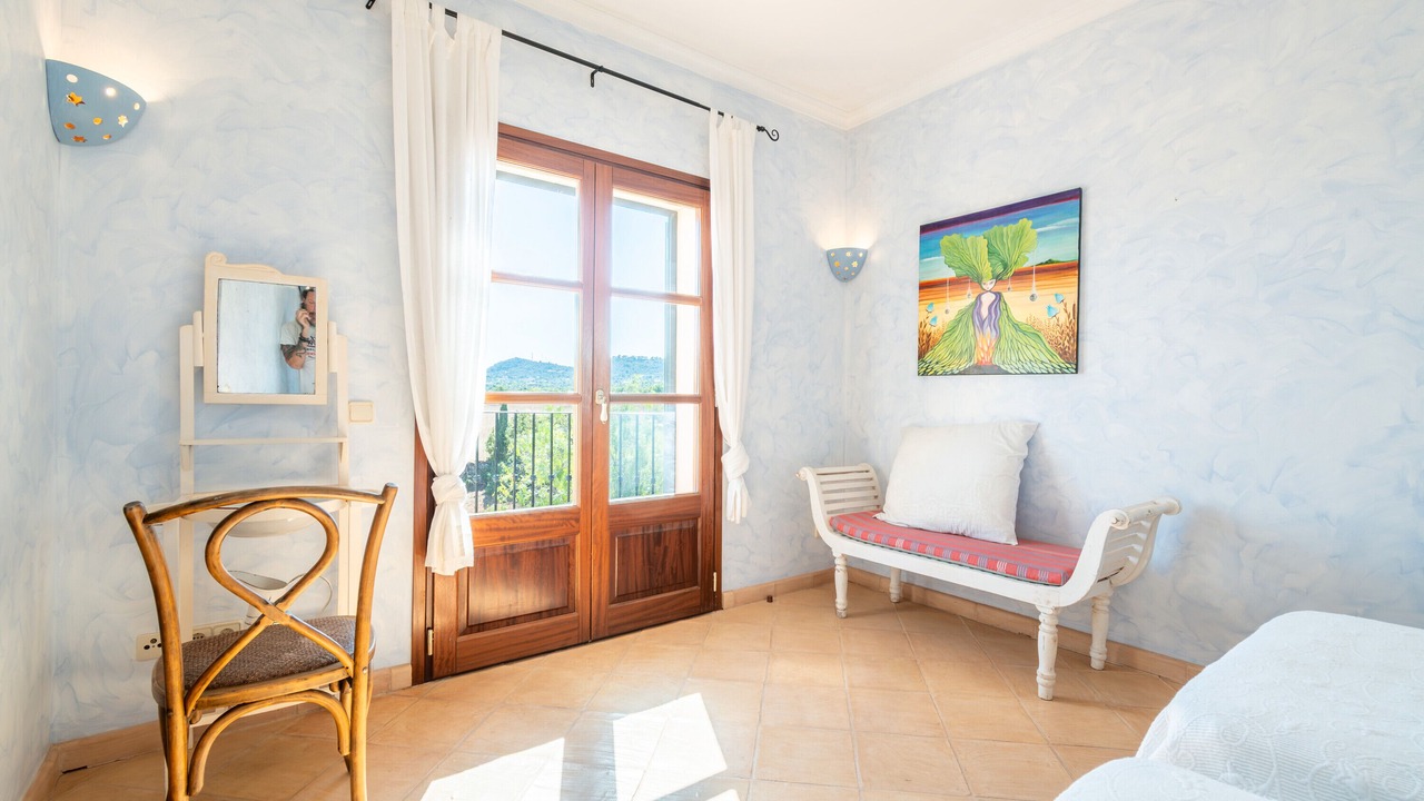Photo of Bedroom in S Horta
