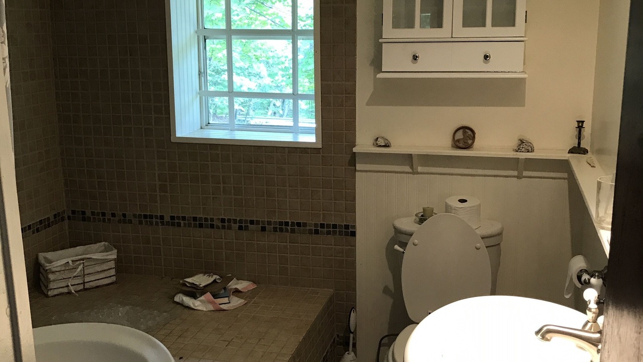 Photo of Bathroom in Wallkill