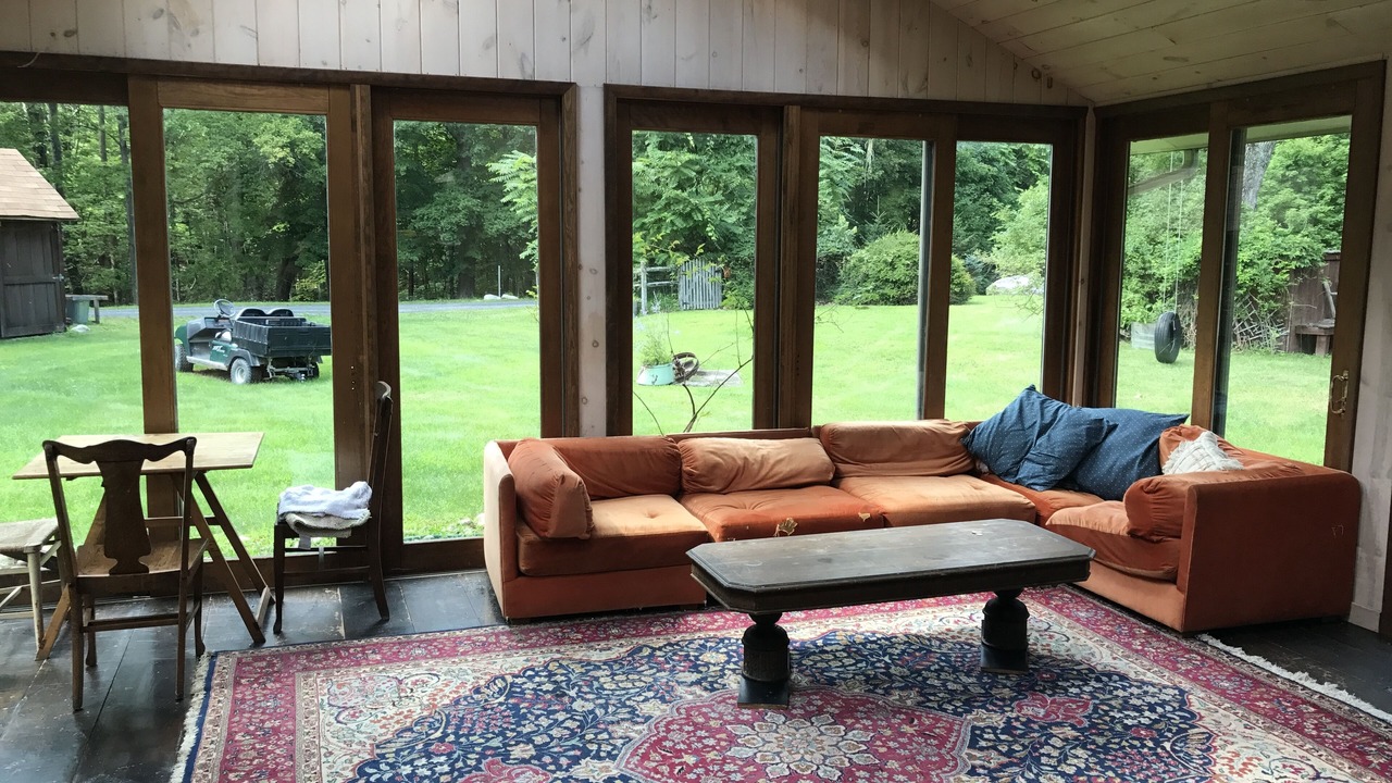 Photo of Livingroom in Wallkill