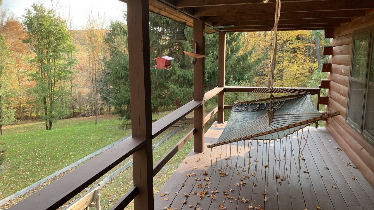 Photo of Patio Balcony in Town of Masonville