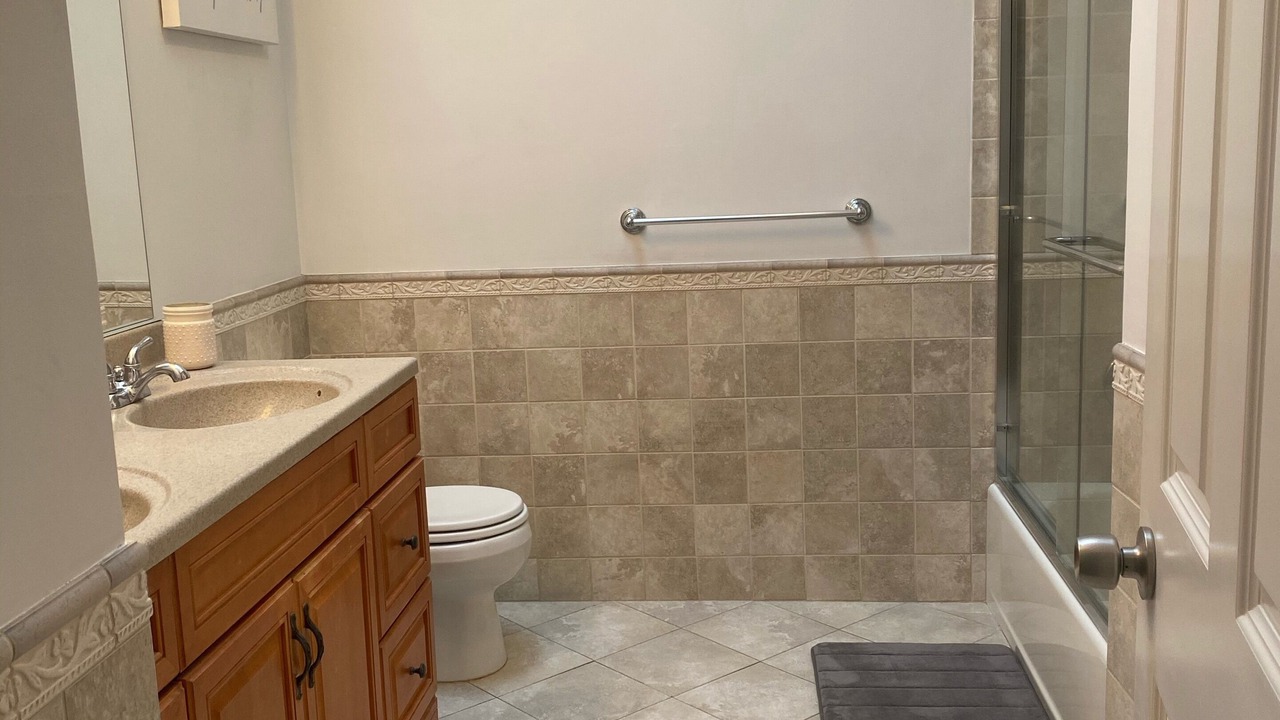 Photo of Bathroom in Speonk
