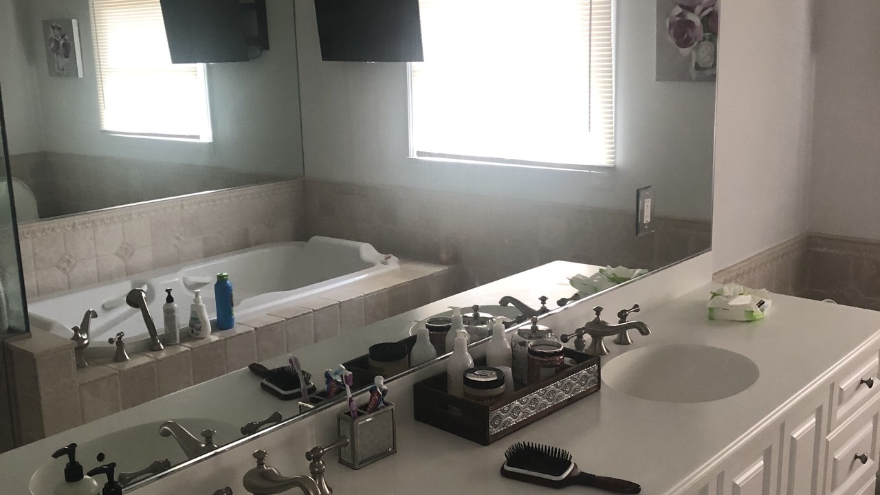 Photo of Bathroom in Speonk