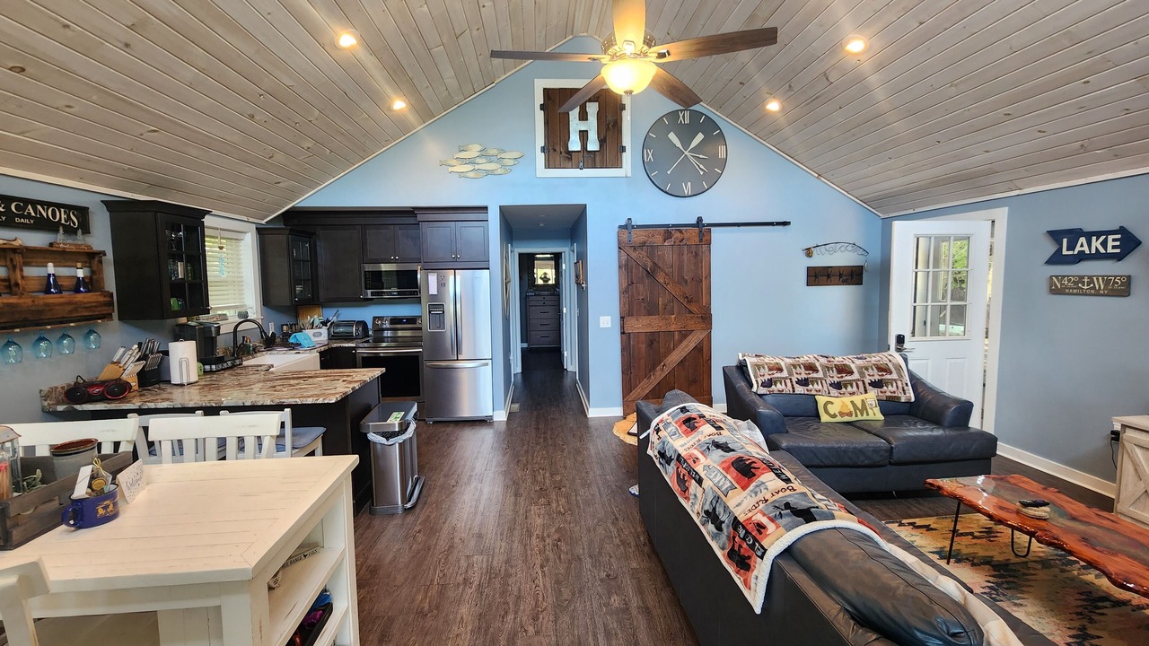 Photo of Livingroom in Hamilton