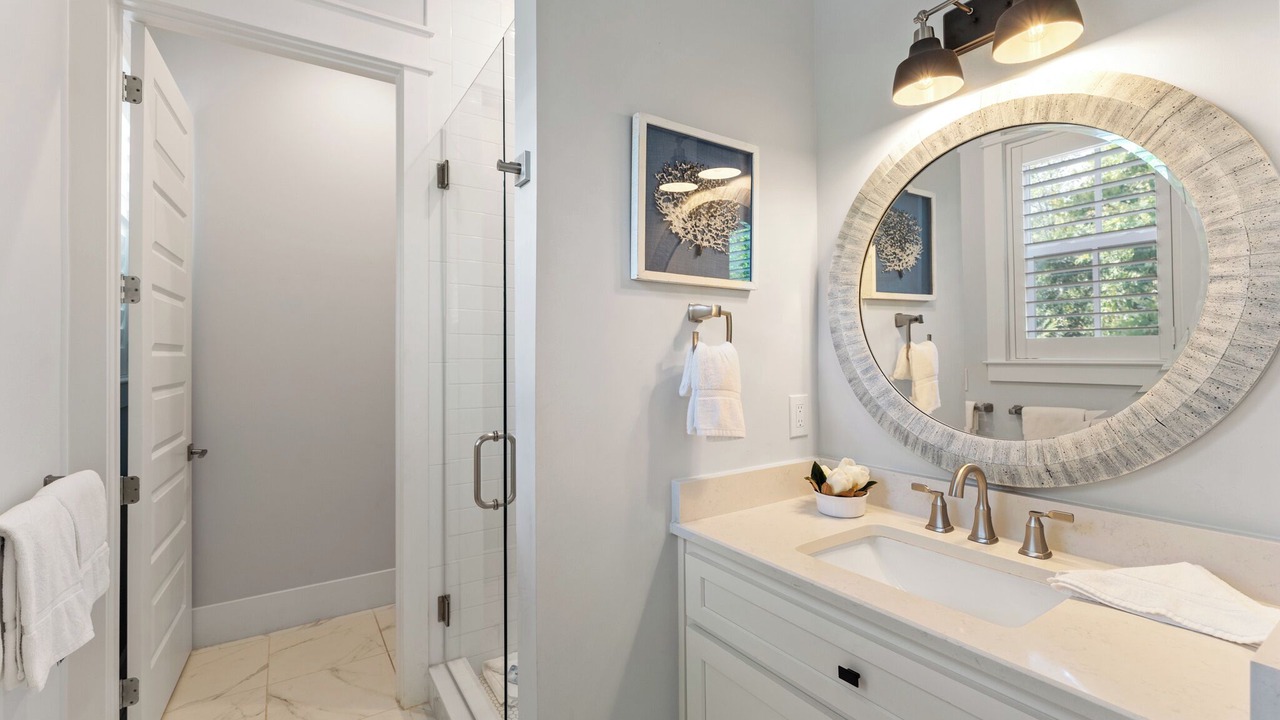 Photo of Bathroom in Lakeside at Blue Mountain Beach