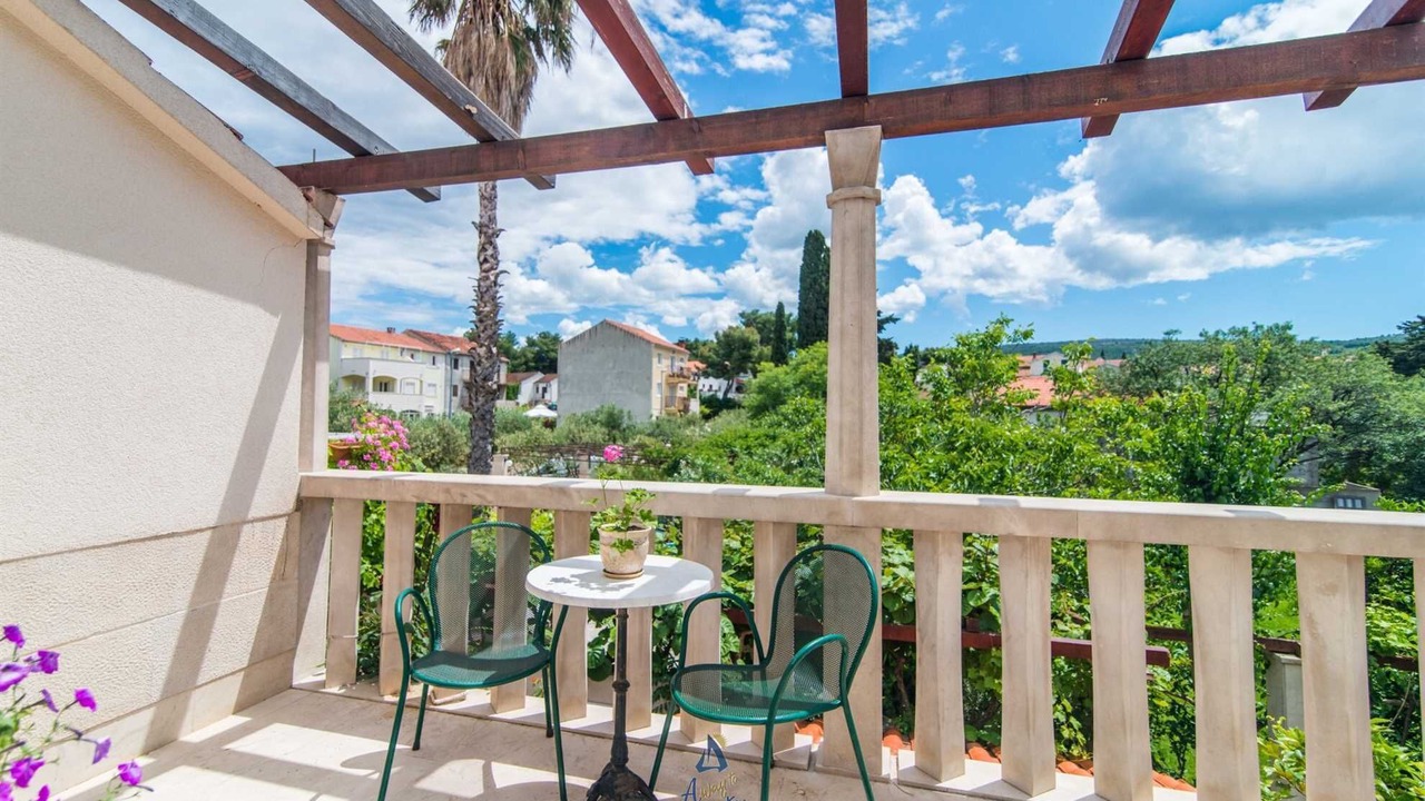Photo of Outdoor in Mirce