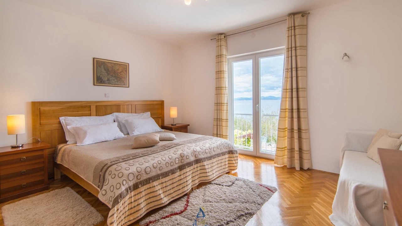 Photo of Bedroom in Mirce