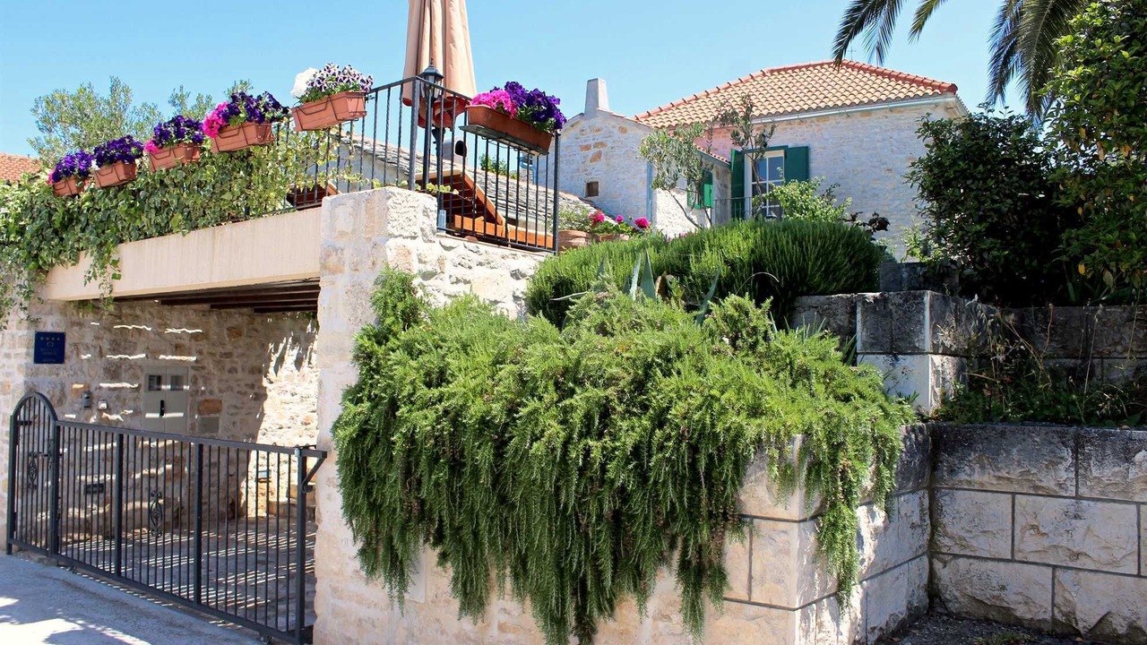 Photo of Outdoor in Mirce
