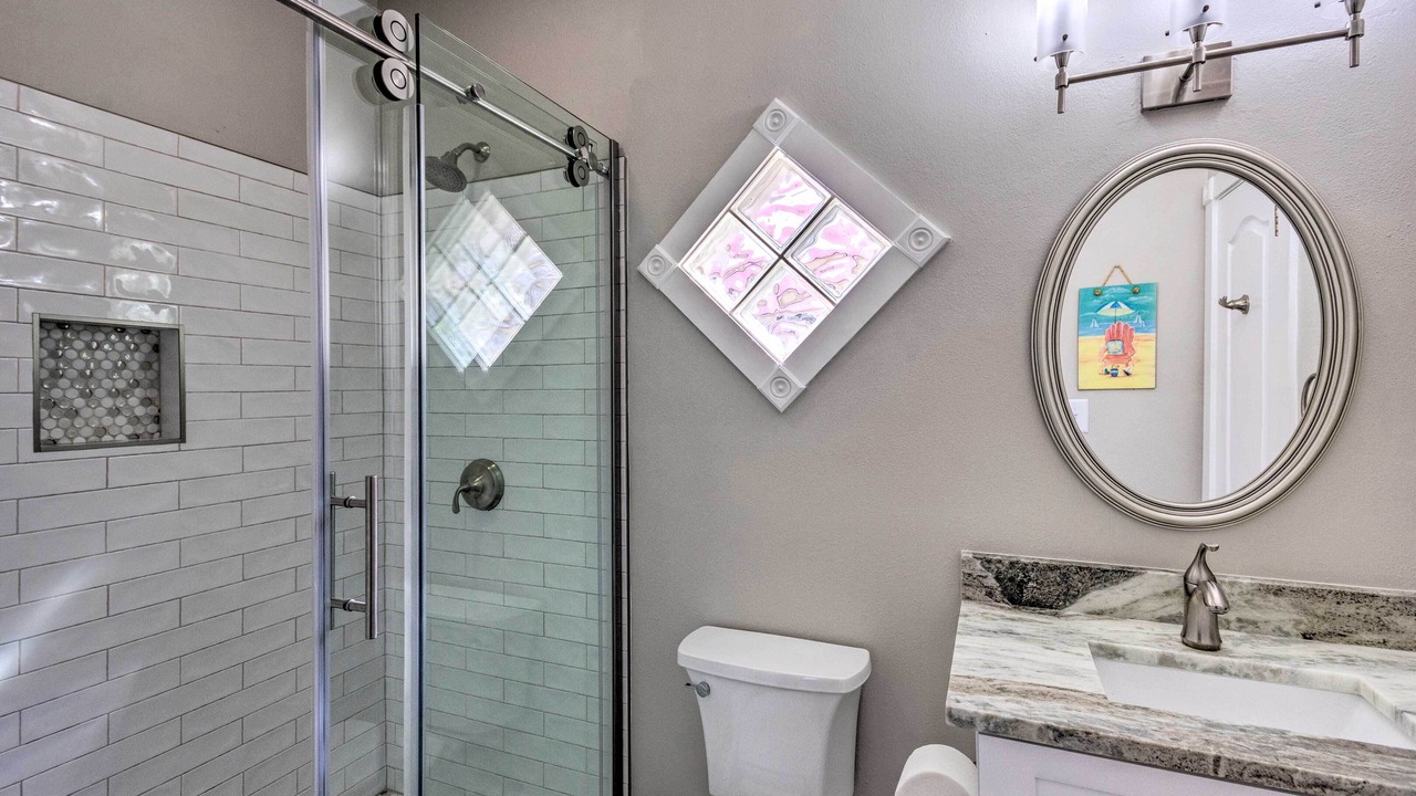 Photo of Bathroom in Crystal Shores