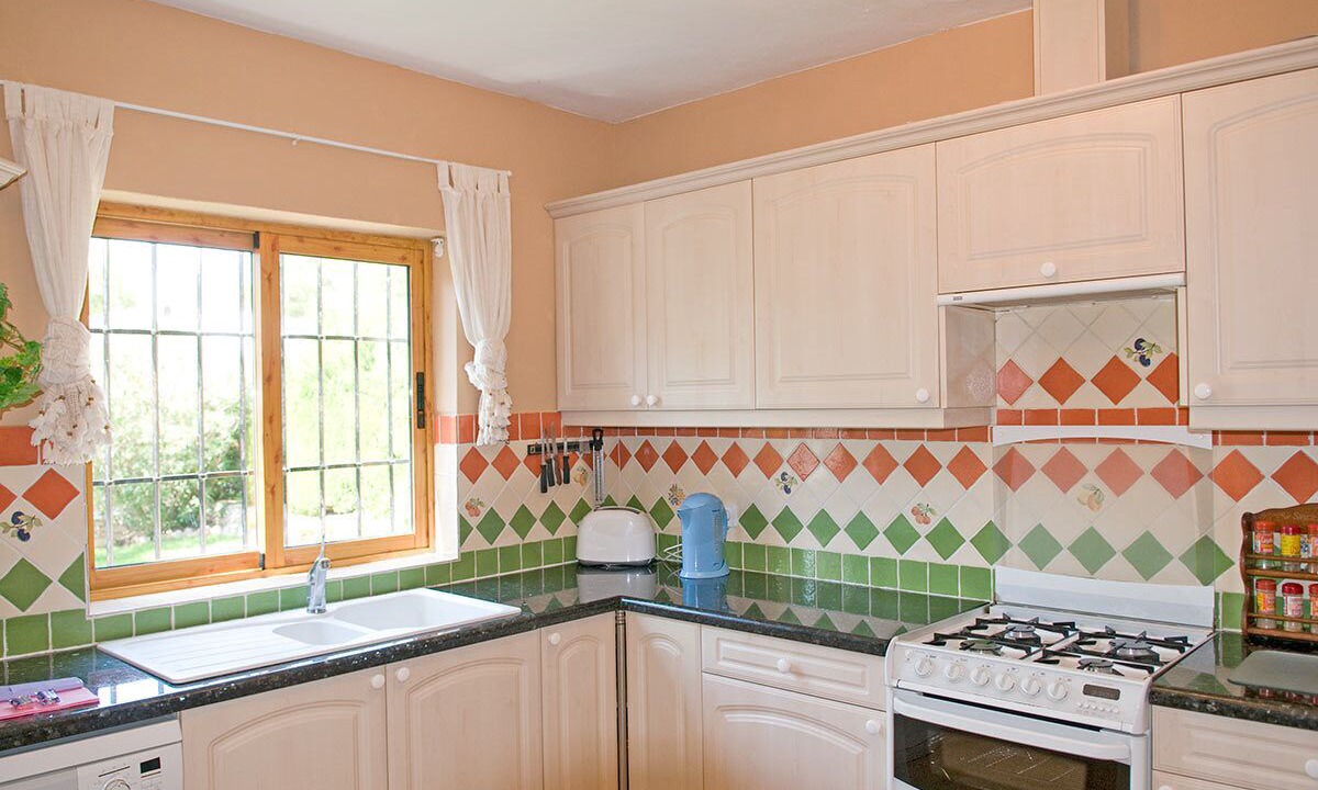 Photo of Kitchen in Montgo de Toscamar